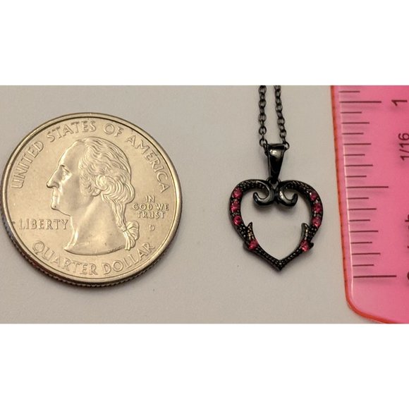 Punk Style Black Heart Pendant with Rubies In 925 Silver, Beautiful! - Picture 2 of 3